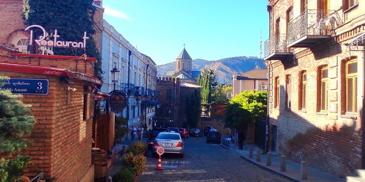 Apart Hotel Banovani Tbilisi Exterior photo